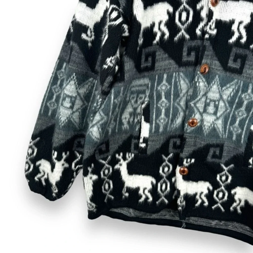 100% Wool Cardigan Sweater Size Large Hooded Aztec Moose Chunky Made in Ecquador